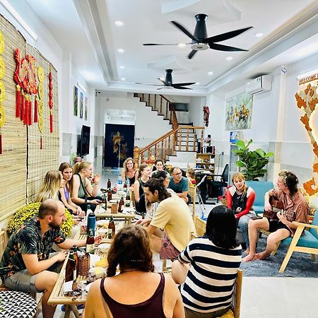 Aloha Saigon Premium Hostel By Local Travel Experts - Newly Opened, Less-Touristy Location, Spacious Rooms, Glass Shower Bathroom, Free Breakfast & Walking Tour Хошимин Экстерьер фото