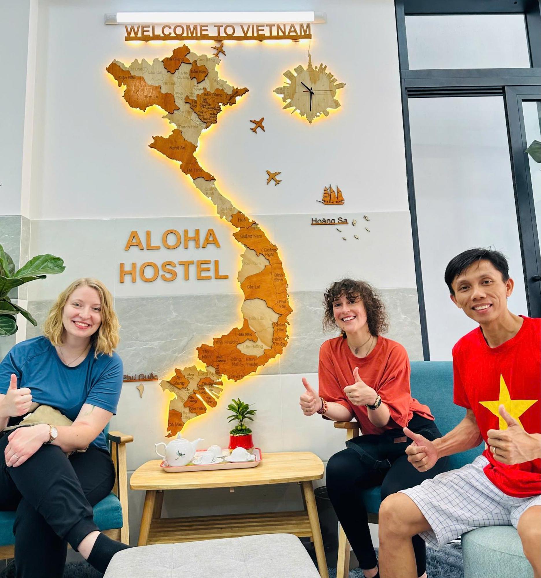 Aloha Saigon Premium Hostel By Local Travel Experts - Newly Opened, Less-Touristy Location, Spacious Rooms, Glass Shower Bathroom, Free Breakfast & Walking Tour Хошимин Экстерьер фото